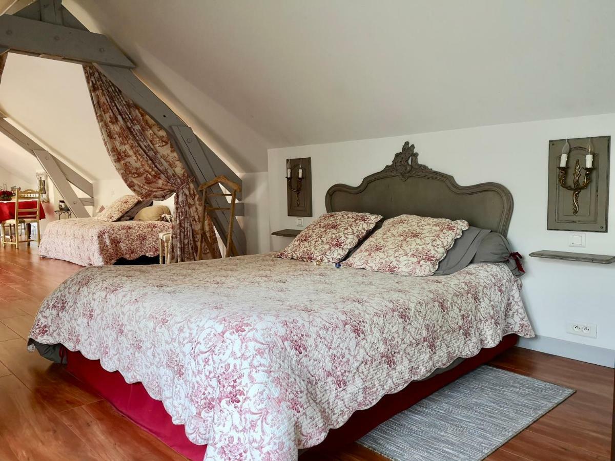 Le Domaine Des Pres Du Hom Bed and Breakfast Bézu-Saint-Éloi Eksteriør billede
