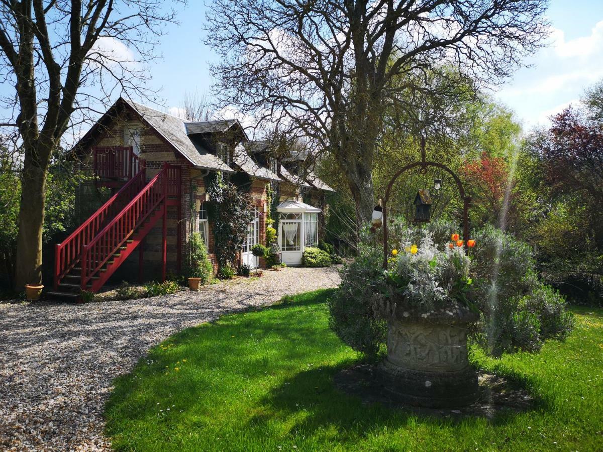 Le Domaine Des Pres Du Hom Bed and Breakfast Bézu-Saint-Éloi Eksteriør billede